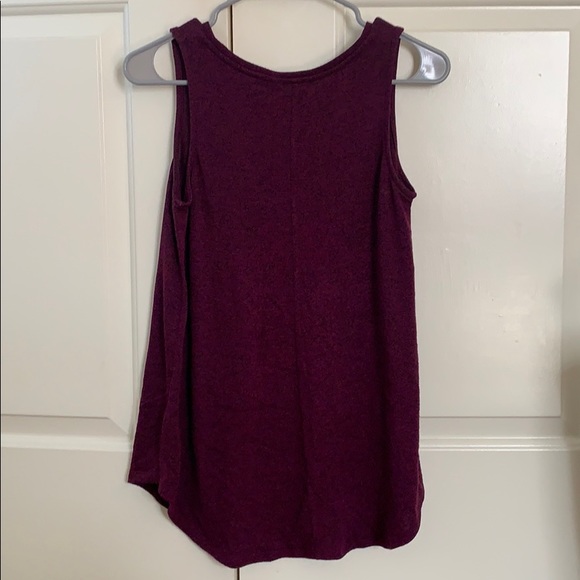 Old Navy Soft Top - Picture 2 of 2